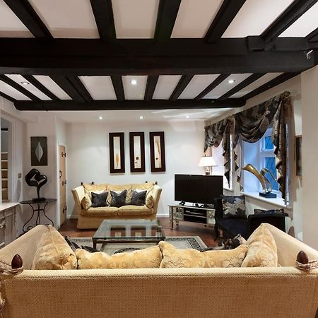 Luxury Eton House, 5 Minute Walk To Windsor Castle Exterior foto